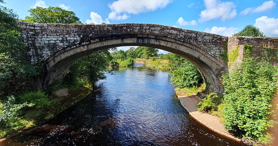 Old and new bridge across the River Irthing