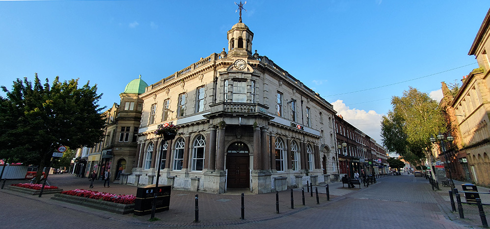 Carlisle : English Street and Bank Street 